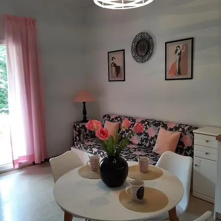 Olga Aprt Apartment Ipsos